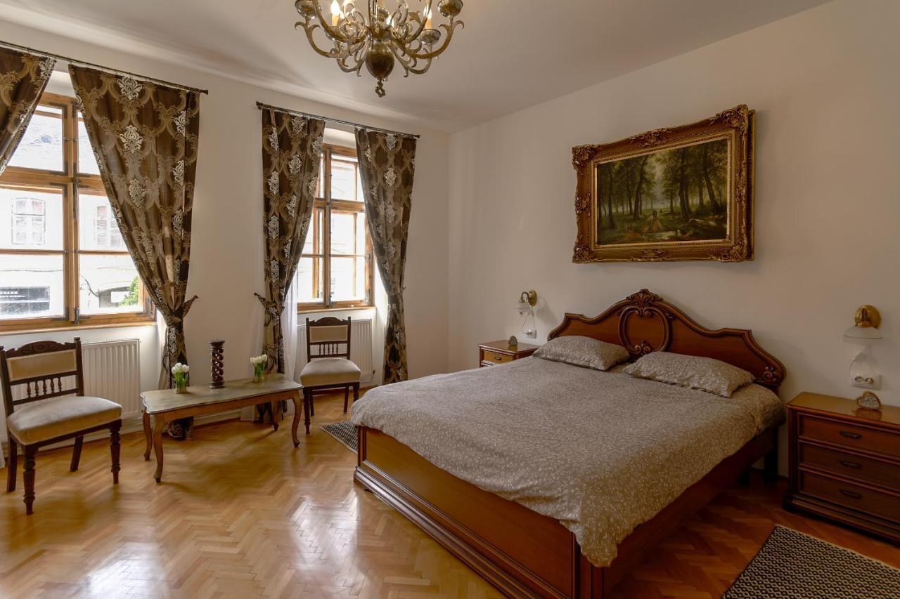 Illo Tempore - Ultracentral Apartment ซิวิโชอารา ภายนอก รูปภาพ