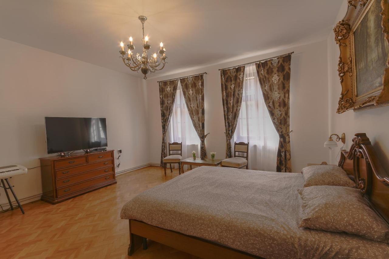 Illo Tempore - Ultracentral Apartment ซิวิโชอารา ภายนอก รูปภาพ